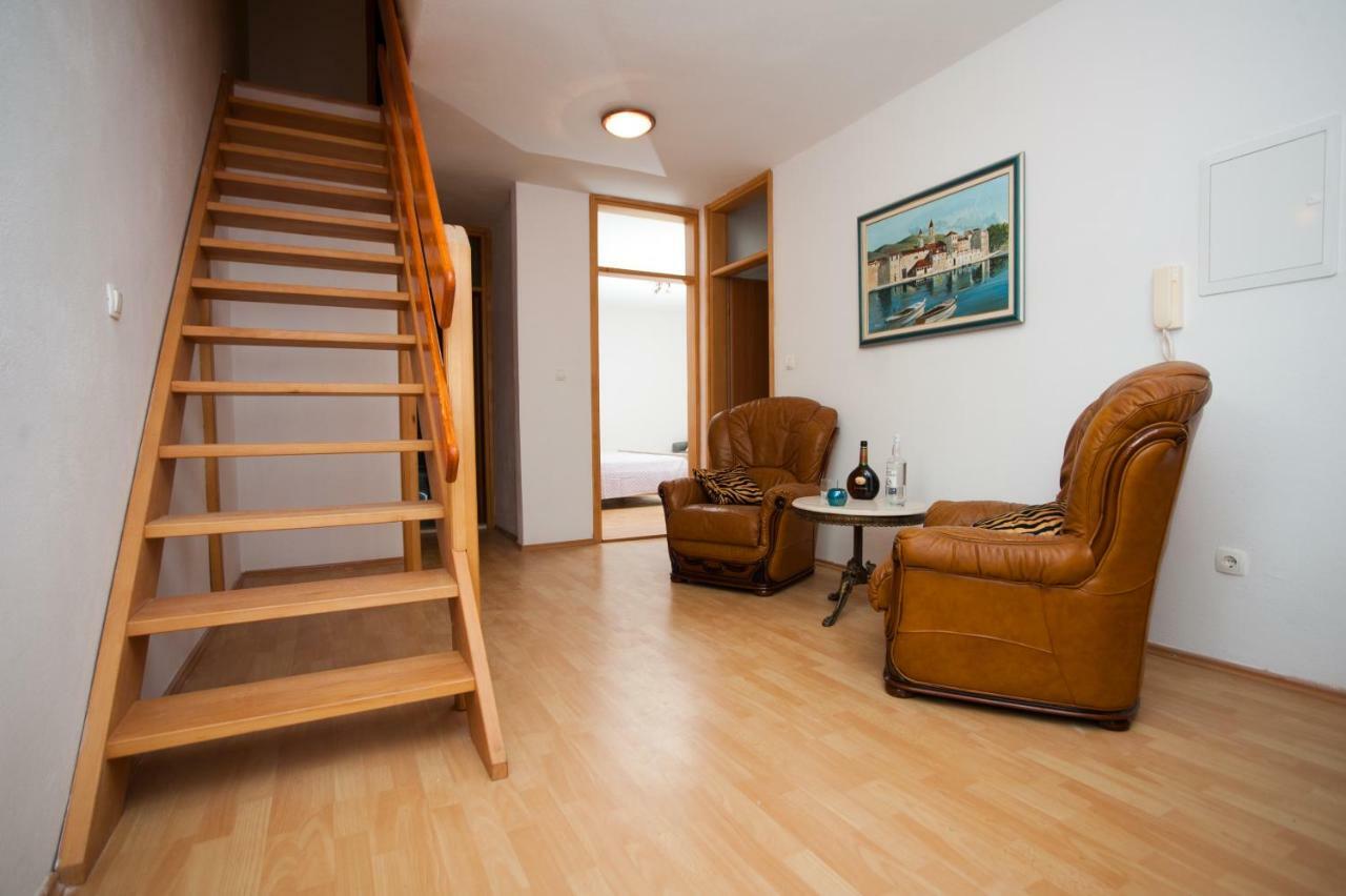 Holiday Home Koprivno ภายนอก รูปภาพ