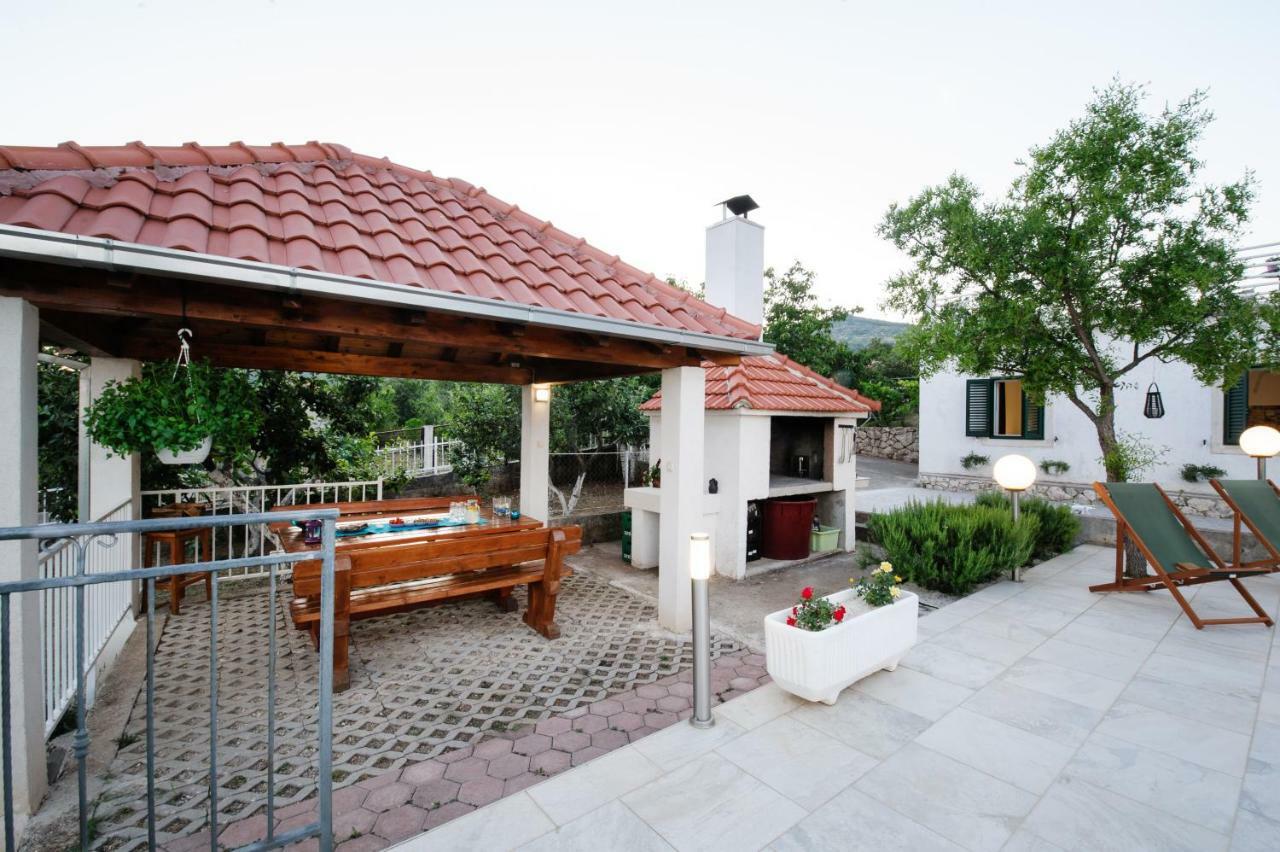 Holiday Home Koprivno ภายนอก รูปภาพ