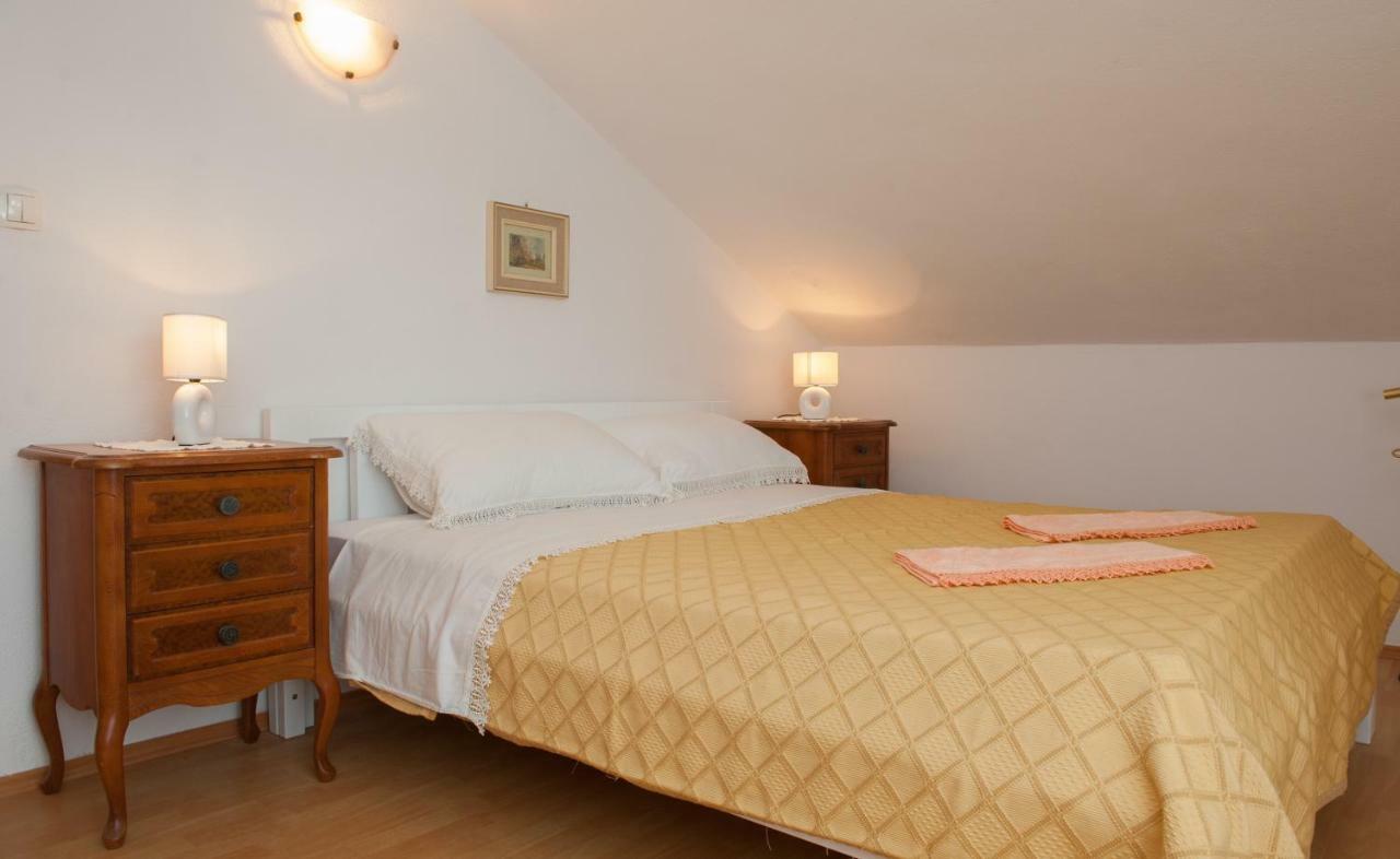 Holiday Home Koprivno ภายนอก รูปภาพ
